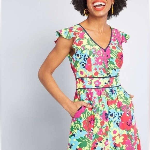 ModCloth Dress Floral V Neck Tiered Ruffle Maxi Dress - Picture 11 of 11